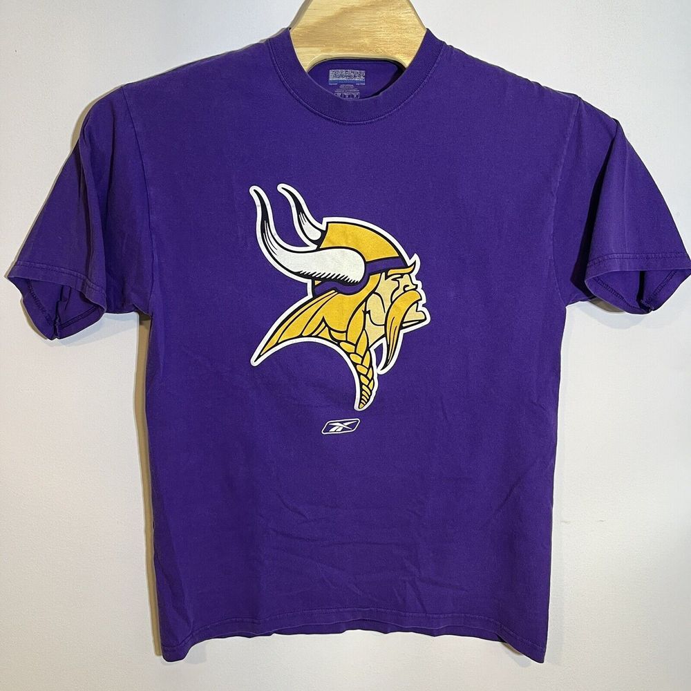 Minnesota Vikings Reebok Men's‎ Medium Purple Graphic T-shirt NFL Fan Football